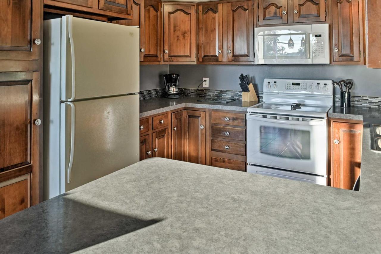 East Tawas Apartment Near Lake Huron And Downtown! Екстериор снимка